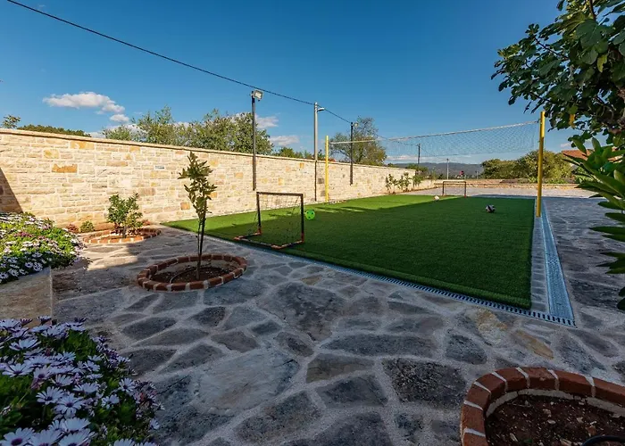 Kamen Zadarvillas * Pridraga