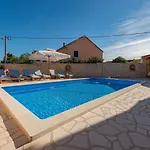 Kamen Zadarvillas *