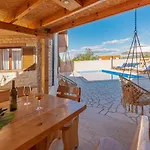 Kamen Zadarvillas Villa *