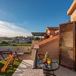 Kamen Zadarvillas Pridraga