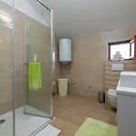 Kamen Zadarvillas * Pridraga
