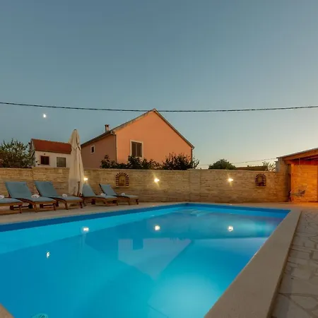 Villa Kamen Zadarvillas *