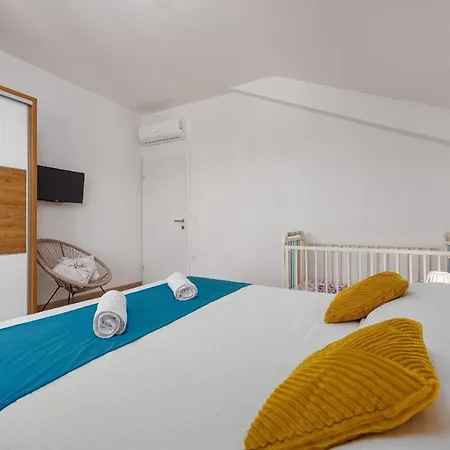 Kamen Zadarvillas * Pridraga