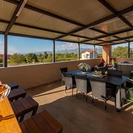 Kamen Zadarvillas