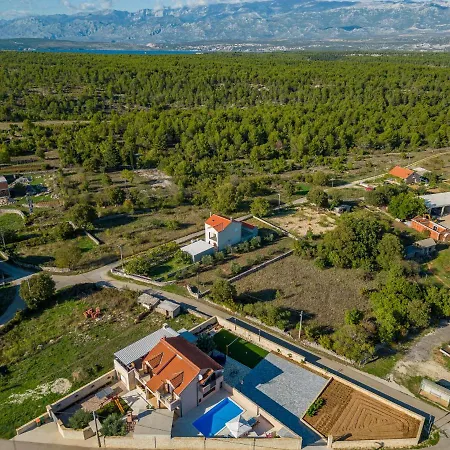 Kamen Zadarvillas
