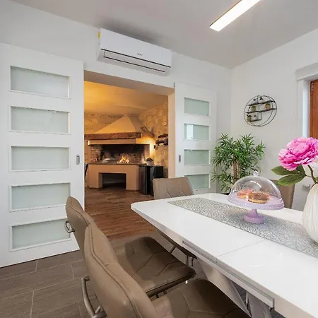 Kamen Zadarvillas Villa