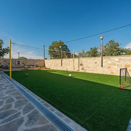 Kamen Zadarvillas Pridraga