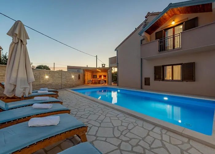 Вилла Kamen Zadarvillas
