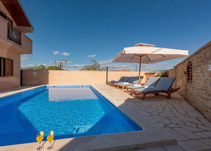 Вилла Kamen Zadarvillas