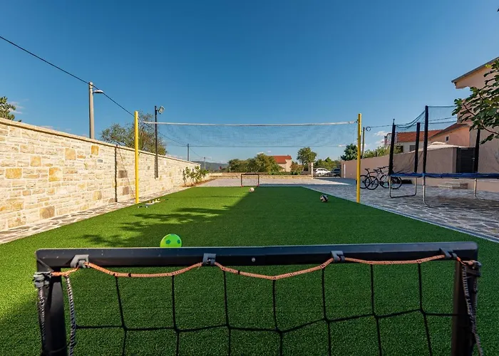 Kamen Zadarvillas Вилла Pridraga