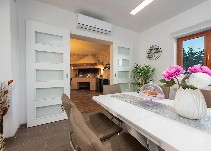 Kamen Zadarvillas Вилла