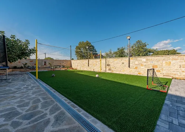 Kamen Zadarvillas Pridraga